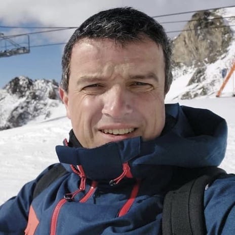 Julien Pierre, animateur jeunes au Badminton Briviste