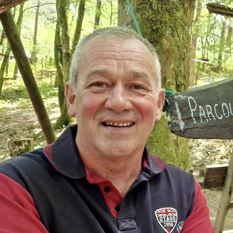 Philippe Lescure, encadrant jeunes au Badminton Briviste